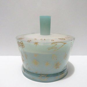 V BY VANDERBILT ENERGIZING BODY TALC 3.5 OZ RARE/DISCONTINUED